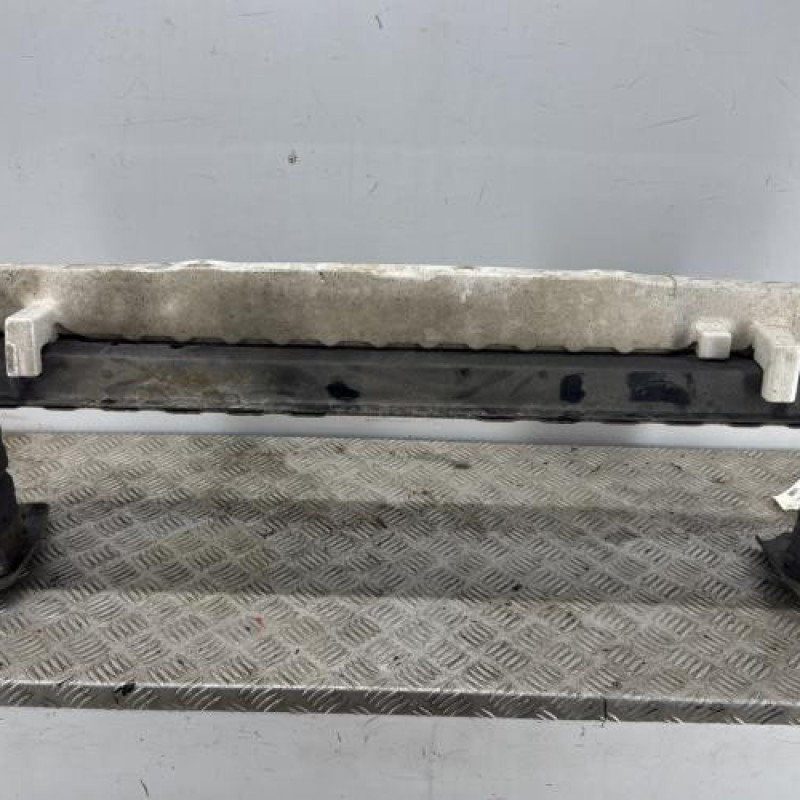 Renfort pare choc avant (traverse) NISSAN NV200