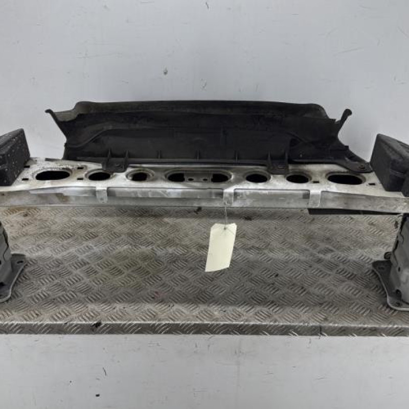 Renfort pare choc avant (traverse) FORD FOCUS 3
