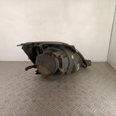 Optique avant principal gauche (feux)(phare) FORD FIESTA 5