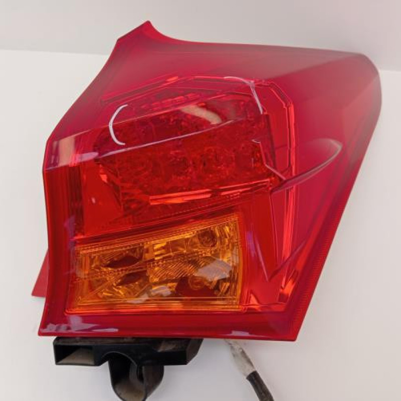 Feu arriere principal droit (feux) TOYOTA AURIS 2