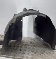 Pare boue avant gauche PEUGEOT 208 1