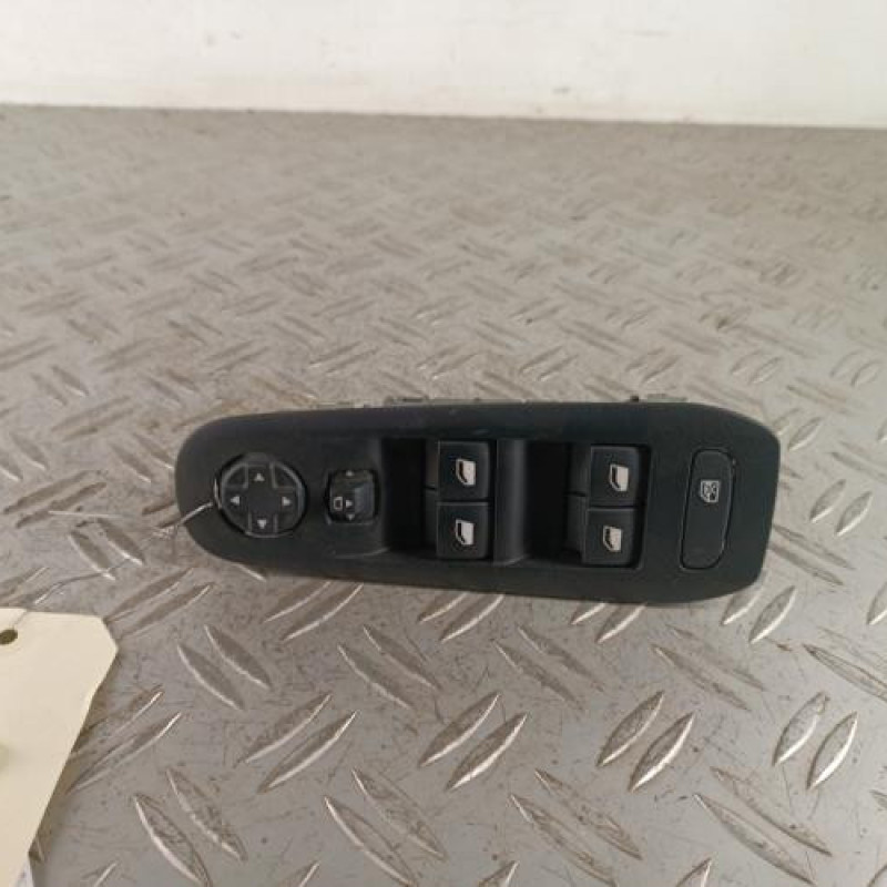 Interrupteur de leve vitre avant gauche PEUGEOT 308 2 SW