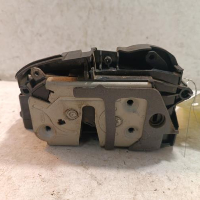 Serrure avant gauche FORD KUGA 2