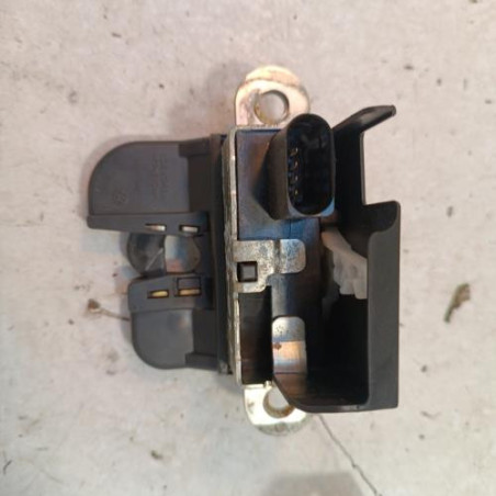 Serrure de hayon VOLKSWAGEN UP