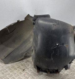 Pare boue avant gauche FORD FOCUS 2