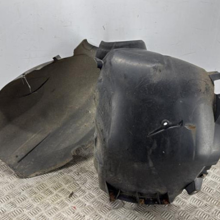 Pare boue avant gauche FORD FOCUS 2