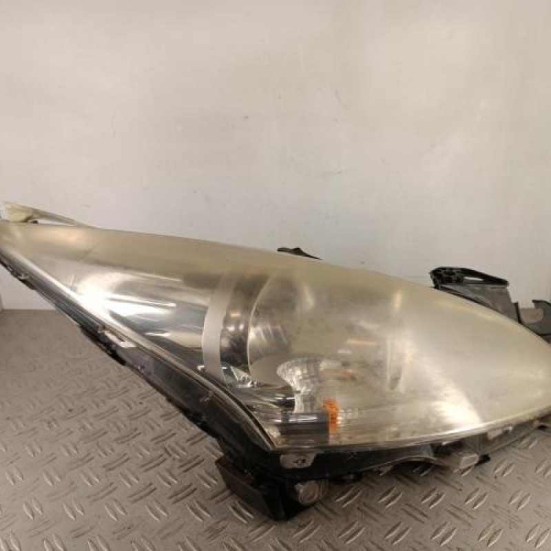 Optique avant principal droit (feux)(phare) PEUGEOT 5008 1