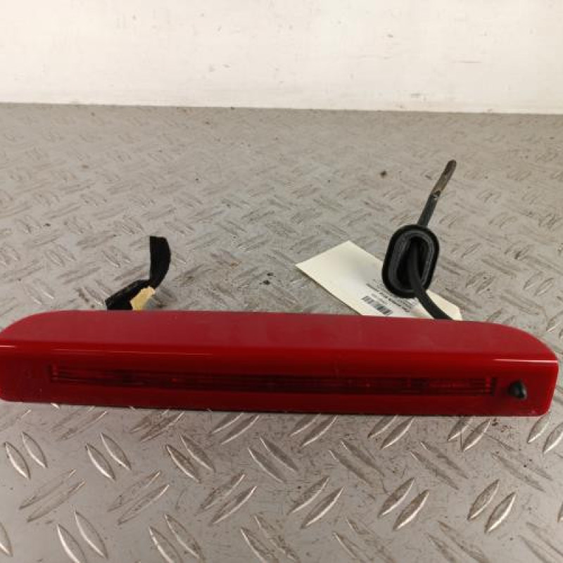 Feu arriere stop central RENAULT GRAND SCENIC 3 Feu arriere stop central RENAULT GRAND SCENIC 3