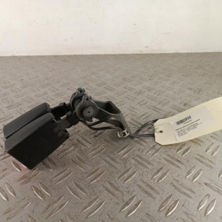 Attache ceinture arriere droit PEUGEOT 308 2 SW Photo n°1