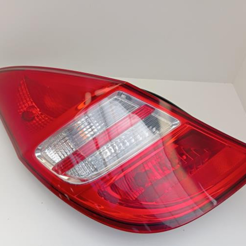 Feu arriere principal gauche (feux) HYUNDAI I 30 1