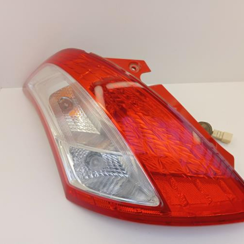 Feu arriere principal gauche (feux) SUZUKI SWIFT 4