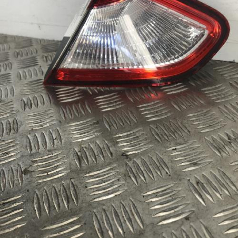 Feu arriere secondaire droit (feux) NISSAN QASHQAI 1