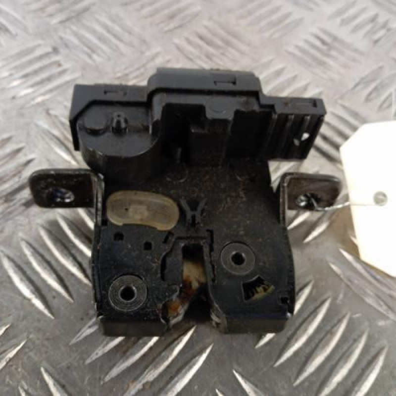 Serrure de hayon NISSAN QASHQAI 1 Serrure de hayon NISSAN QASHQAI 1