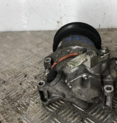 Compresseur clim TOYOTA YARIS 2 Photo n°3