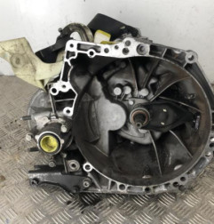 Boite de vitesses PEUGEOT 2008 1 Photo n°1