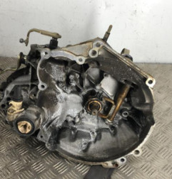 Boite de vitesses PEUGEOT 205 Photo n°1