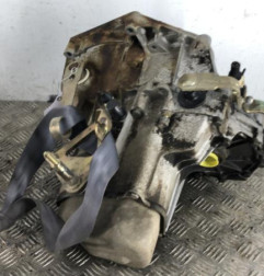 Boite de vitesses PEUGEOT 205 Photo n°3