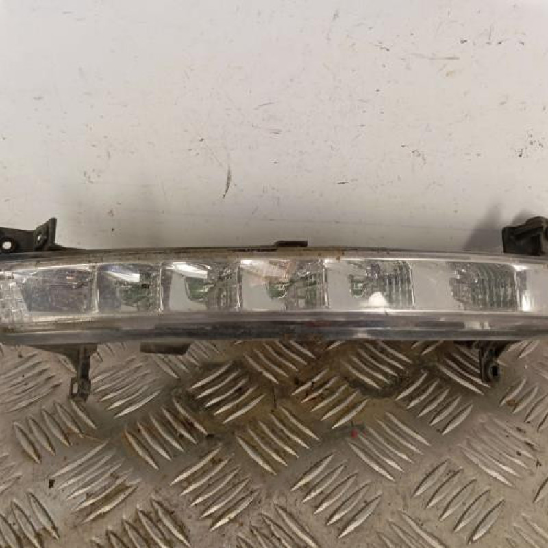 Feu diurne avant gauche CITROEN C4 GRAND PICASSO 1 Feu diurne avant gauche CITROEN C4 GRAND PICASSO 1