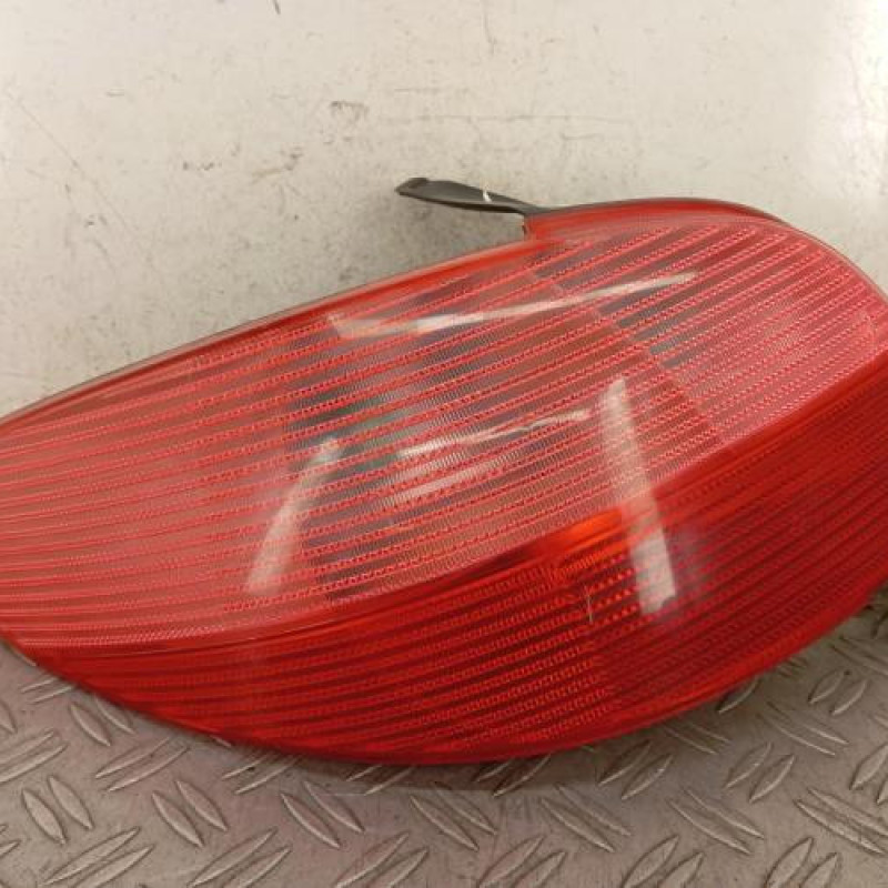 Feu arriere principal gauche (feux) PEUGEOT 206