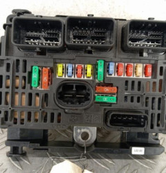 Boitier servitude moteur (BSM) PEUGEOT 407 Photo n°1
