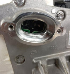 Compresseur clim RENAULT CLIO 5 Photo n°3