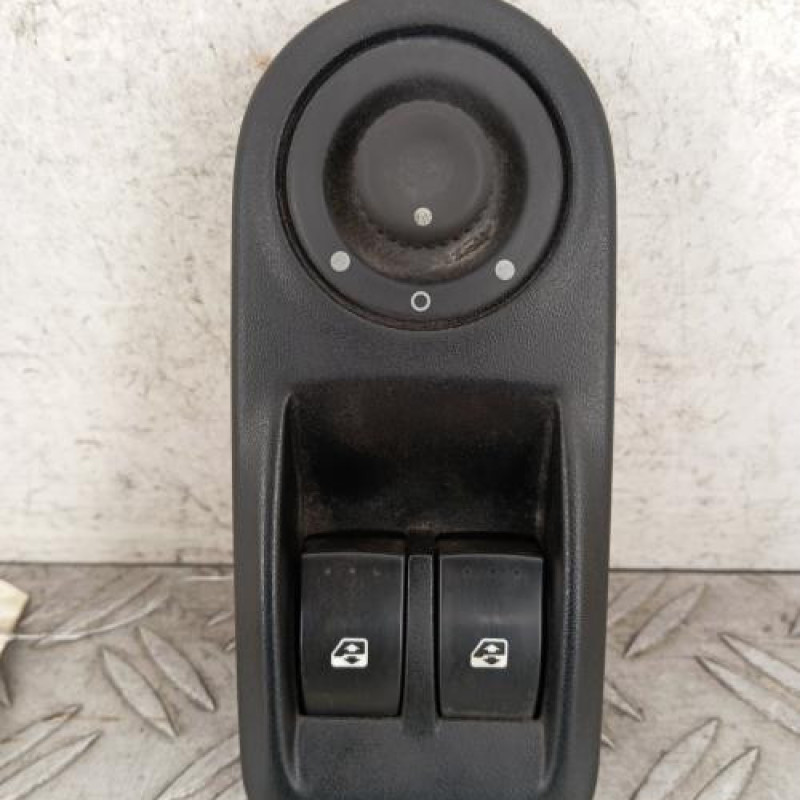 Interrupteur de leve vitre avant gauche RENAULT MASTER 2