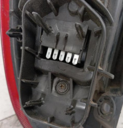 Feu arriere principal droit (feux) OPEL CORSA C Photo n°3