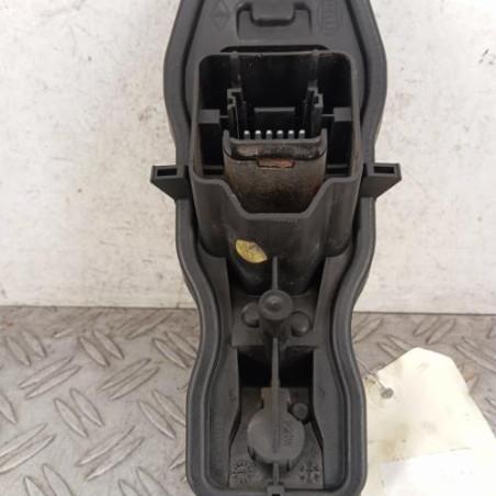 Platine feu arriere gauche RENAULT SCENIC 2