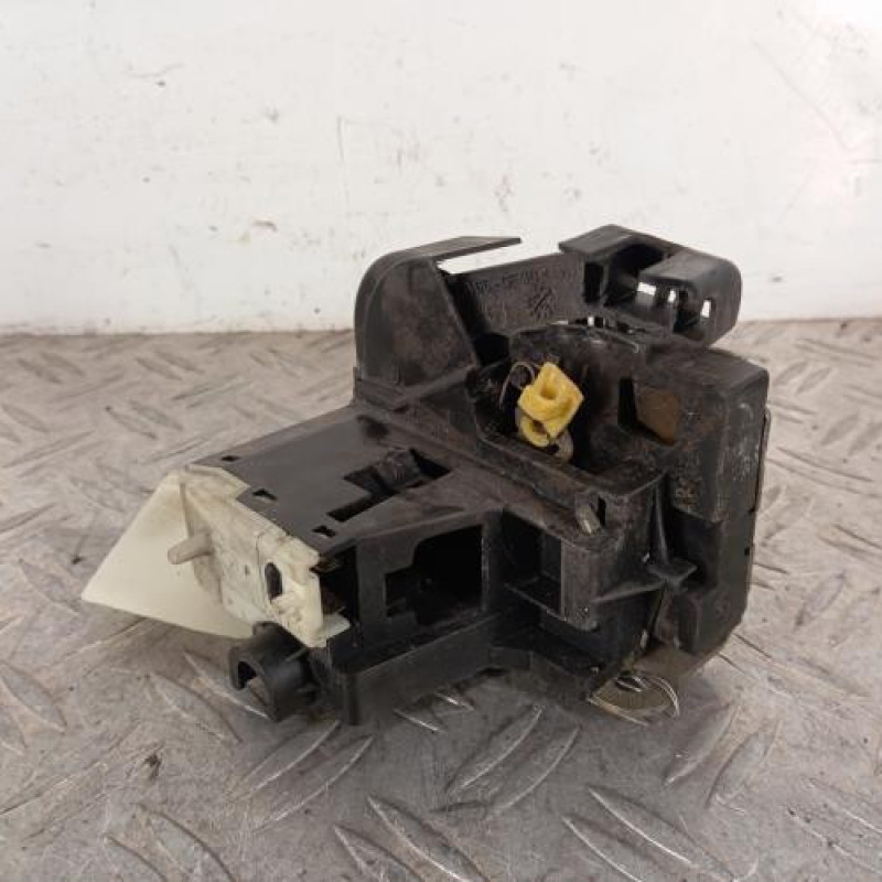 Serrure avant gauche RENAULT CLIO 2