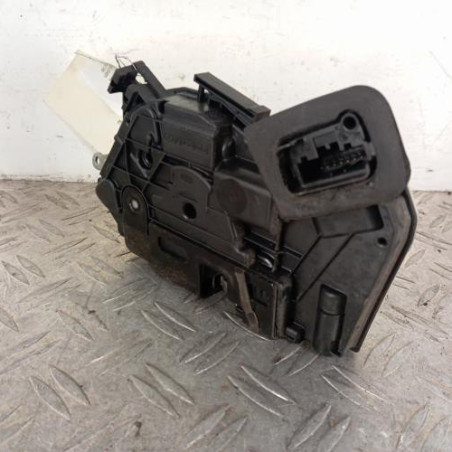 Serrure avant droit VOLKSWAGEN GOLF 6
