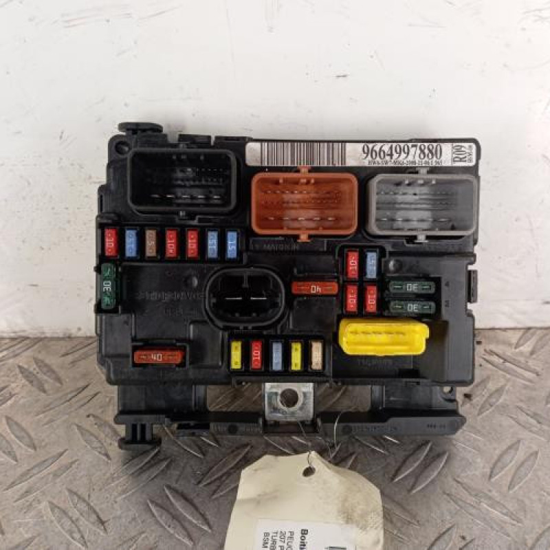 Boitier servitude moteur (BSM) PEUGEOT 207