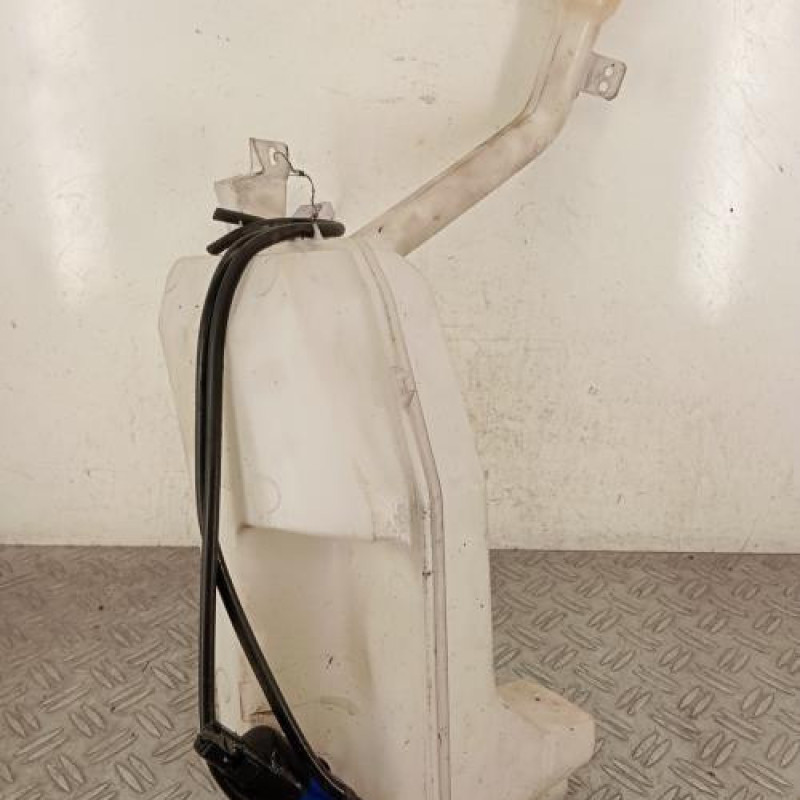 Vase de lave glace RENAULT CLIO 4 Vase de lave glace RENAULT CLIO 4