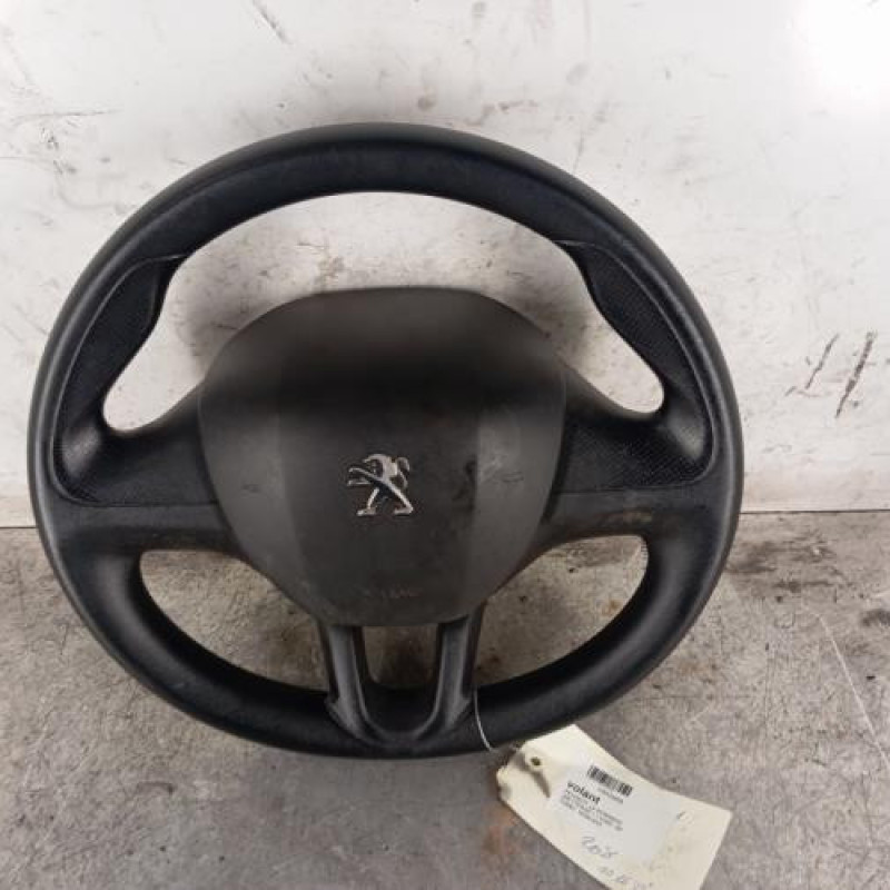 Volant PEUGEOT 208 1 Volant PEUGEOT 208 1