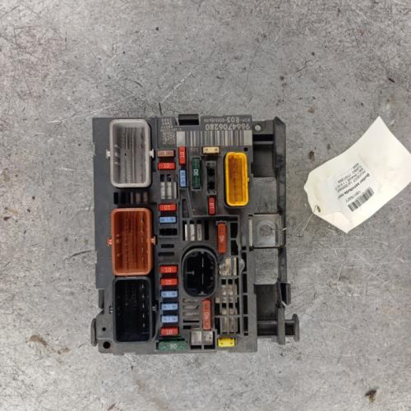 Boitier servitude moteur (BSM) PEUGEOT 308 1 Boitier servitude moteur (BSM) PEUGEOT 308 1
