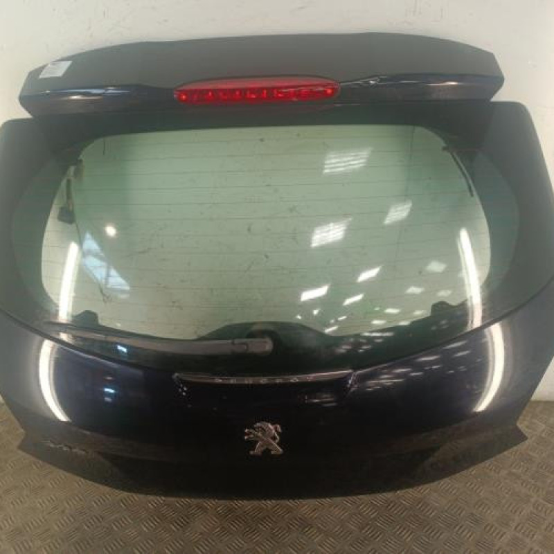 Malle/Hayon arriere PEUGEOT 208 1