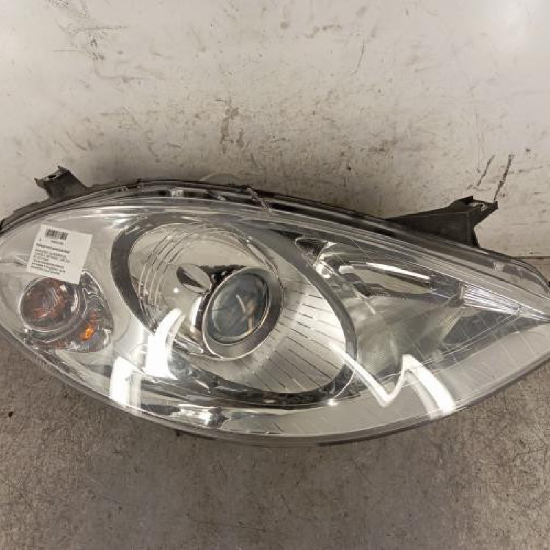 Optique avant principal droit (feux)(phare) MERCEDES CLASSE A 169