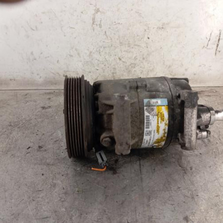 Compresseur clim RENAULT SCENIC 2 Photo n°1