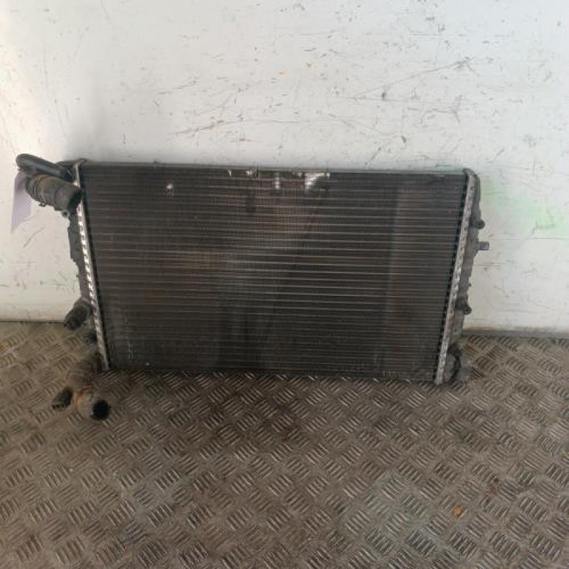 Radiateur eau VOLKSWAGEN POLO 4 Radiateur eau VOLKSWAGEN POLO 4