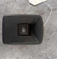 Interrupteur de leve vitre avant droit RENAULT KANGOO 2 Photo n°1