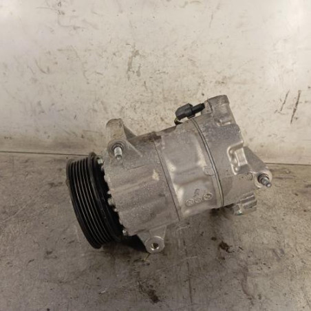 Compresseur clim FORD FIESTA 7