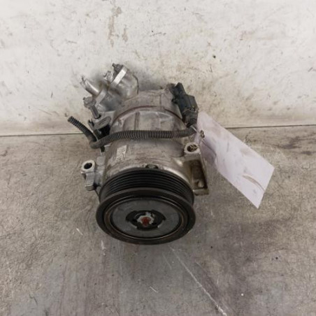Compresseur clim CITROEN C4 CACTUS Photo n°1