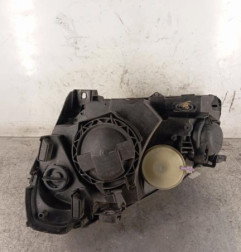 Optique avant principal droit (feux)(phare) MERCEDES CLASSE B 245