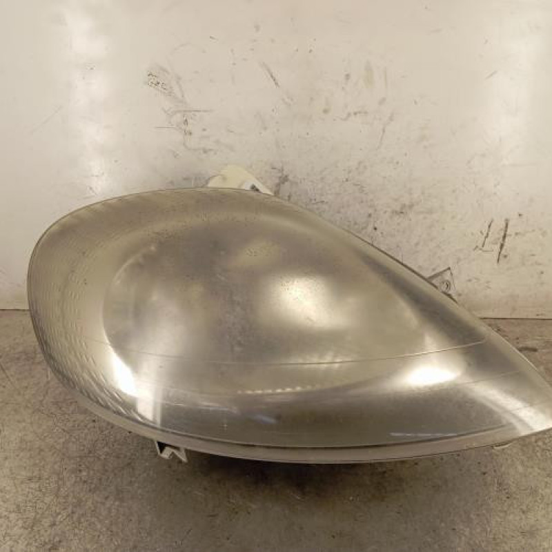 Optique avant principal droit (feux)(phare) RENAULT TRAFIC 2