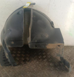 Pare boue avant droit RENAULT TRAFIC 2