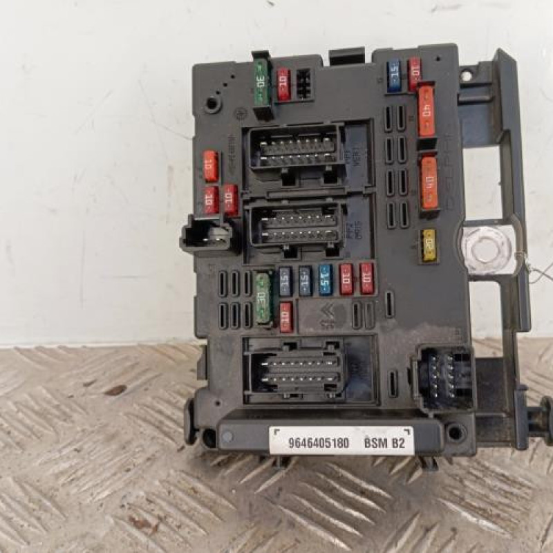 Boitier servitude moteur (BSM) PEUGEOT 206