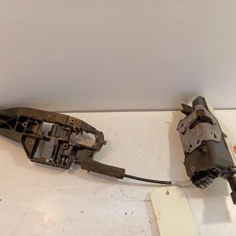 Serrure de porte de coffre gauche PEUGEOT PARTNER 2