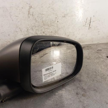 Retroviseur droit VOLVO V 70 2 Photo n°1