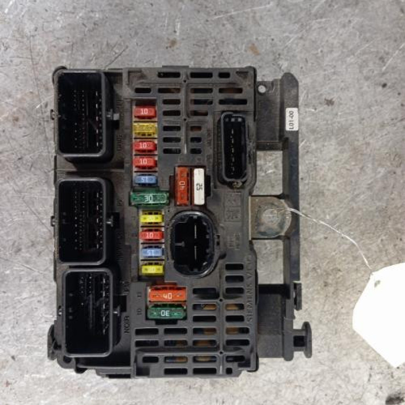 Boitier servitude moteur (BSM) PEUGEOT 407