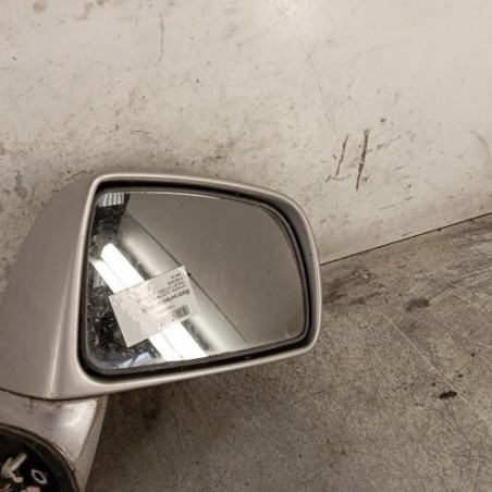 Retroviseur droit HYUNDAI TRAJET Photo n°1
