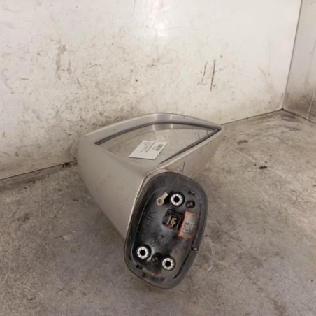 Retroviseur droit HYUNDAI TRAJET